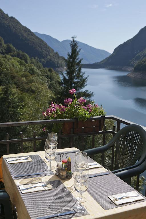 Hotel Al Lago Vogorno Exterior foto