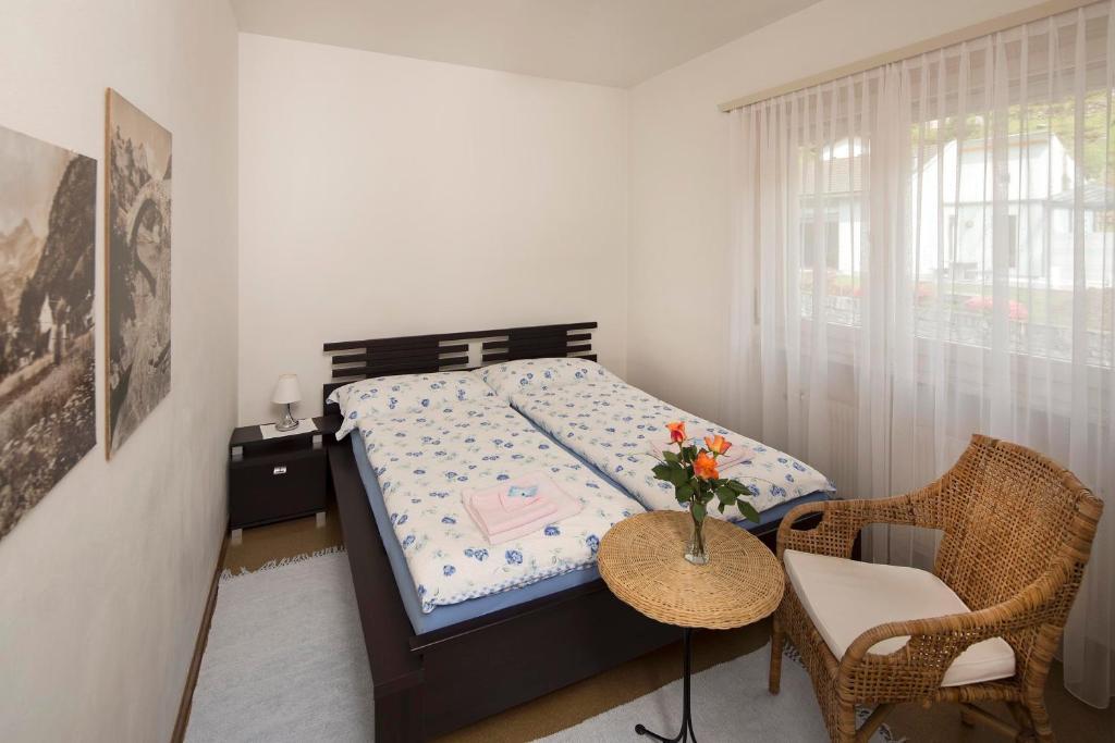 Hotel Al Lago Vogorno Quarto foto