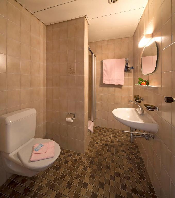Hotel Al Lago Vogorno Quarto foto